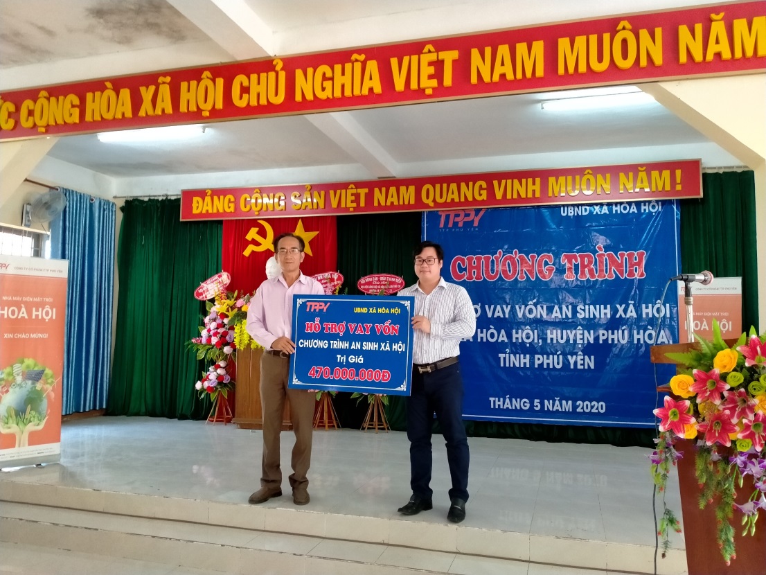 TTP PHU YEN SUPPORT FOR SOCIAL PEOPLE OF THE ASSOCIATION "COVID-19 CLIMATE: NO ONE WILL BE LEAVING BEHIND"