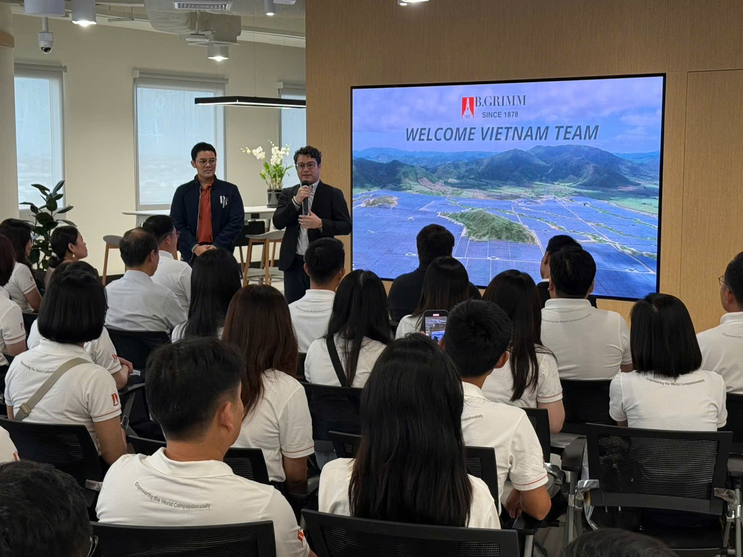 z6721234327519_31bb137e9da2927cb8a002c45e81b671